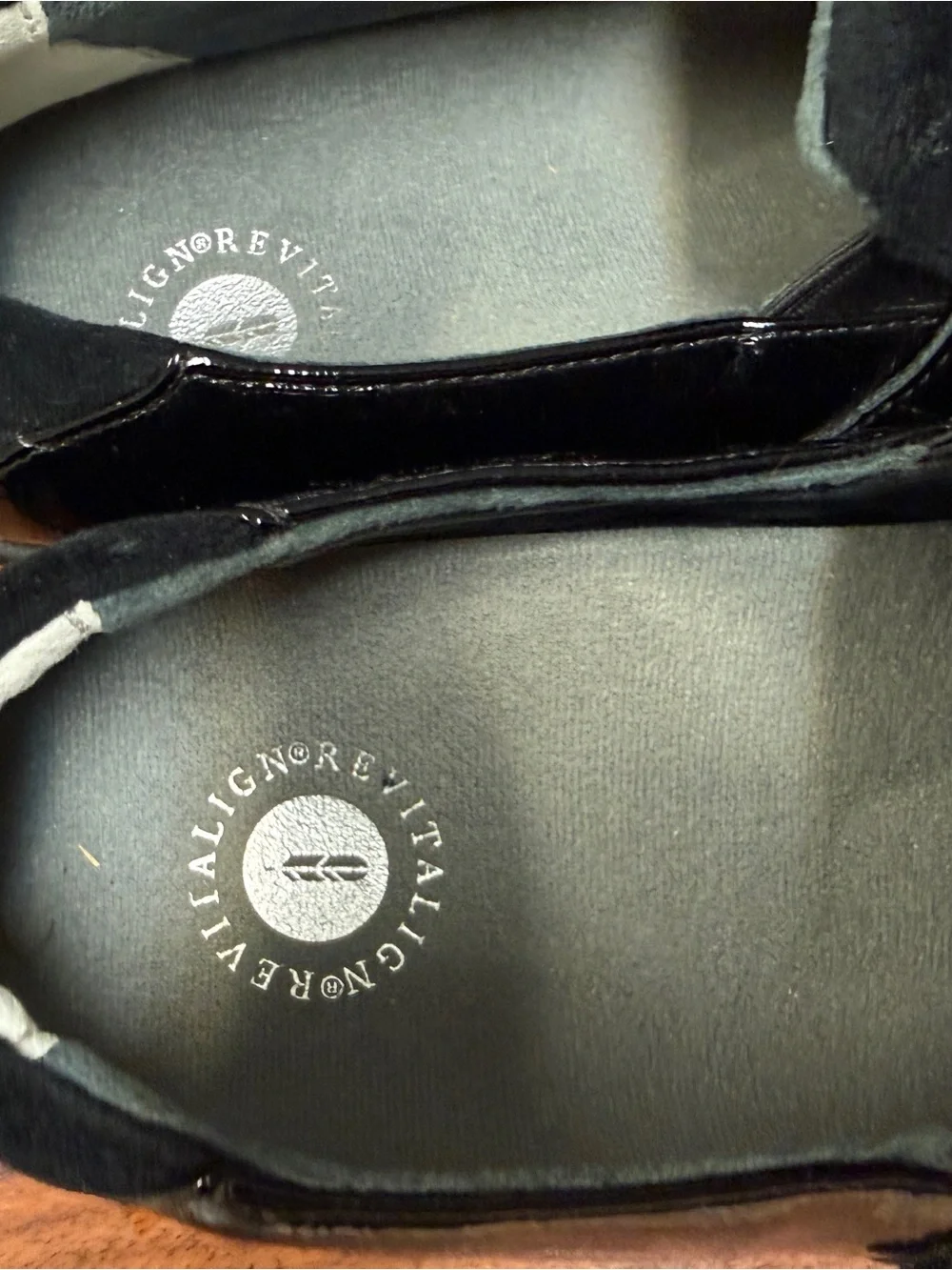Vita (Vita‎ Italy / Vita Flex-style comfort line) slip-on loafers
